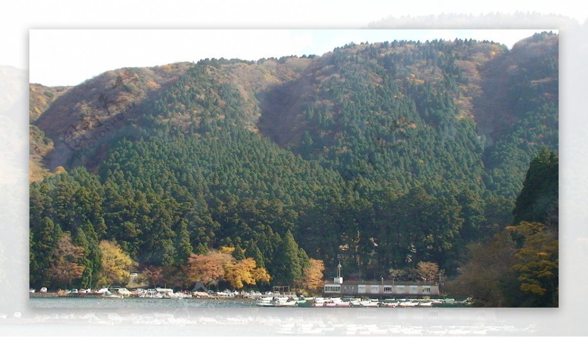 日本箱根湖图片