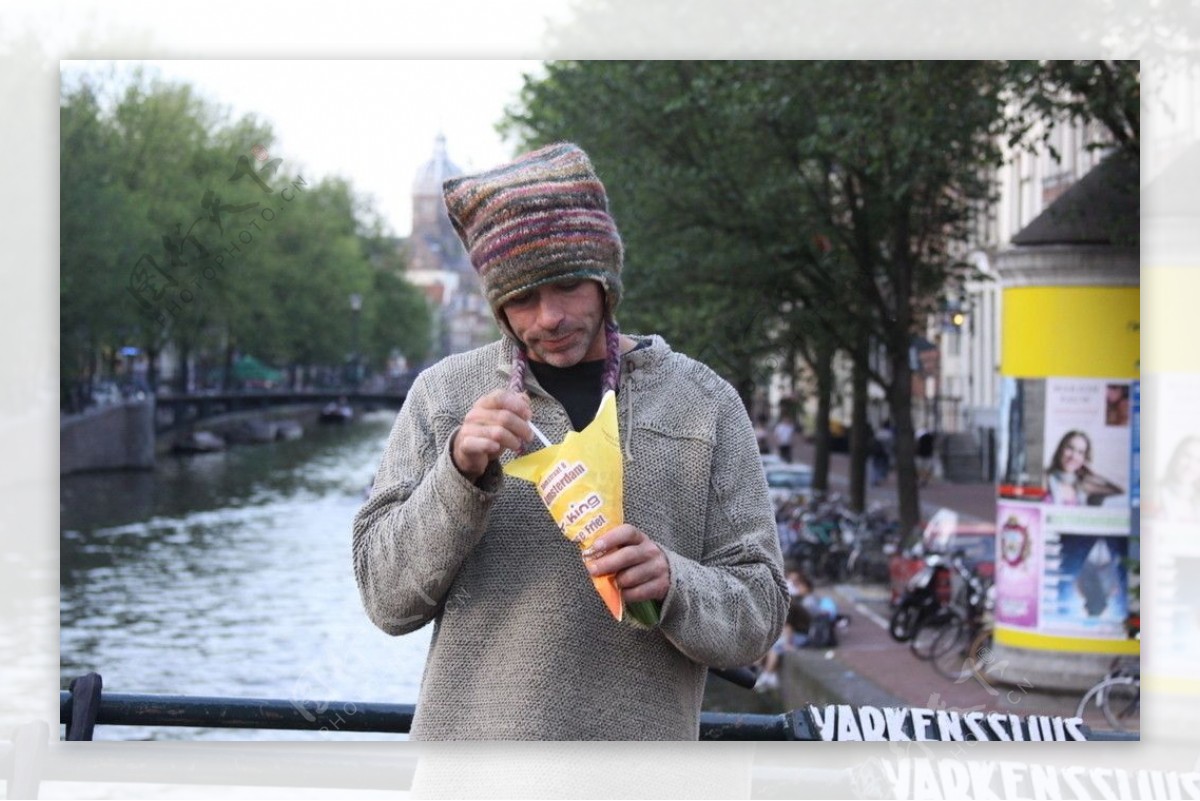 荷兰街头人物图片