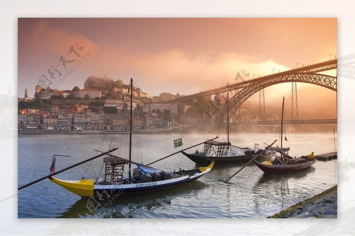葡萄牙城市河流建筑桥图片