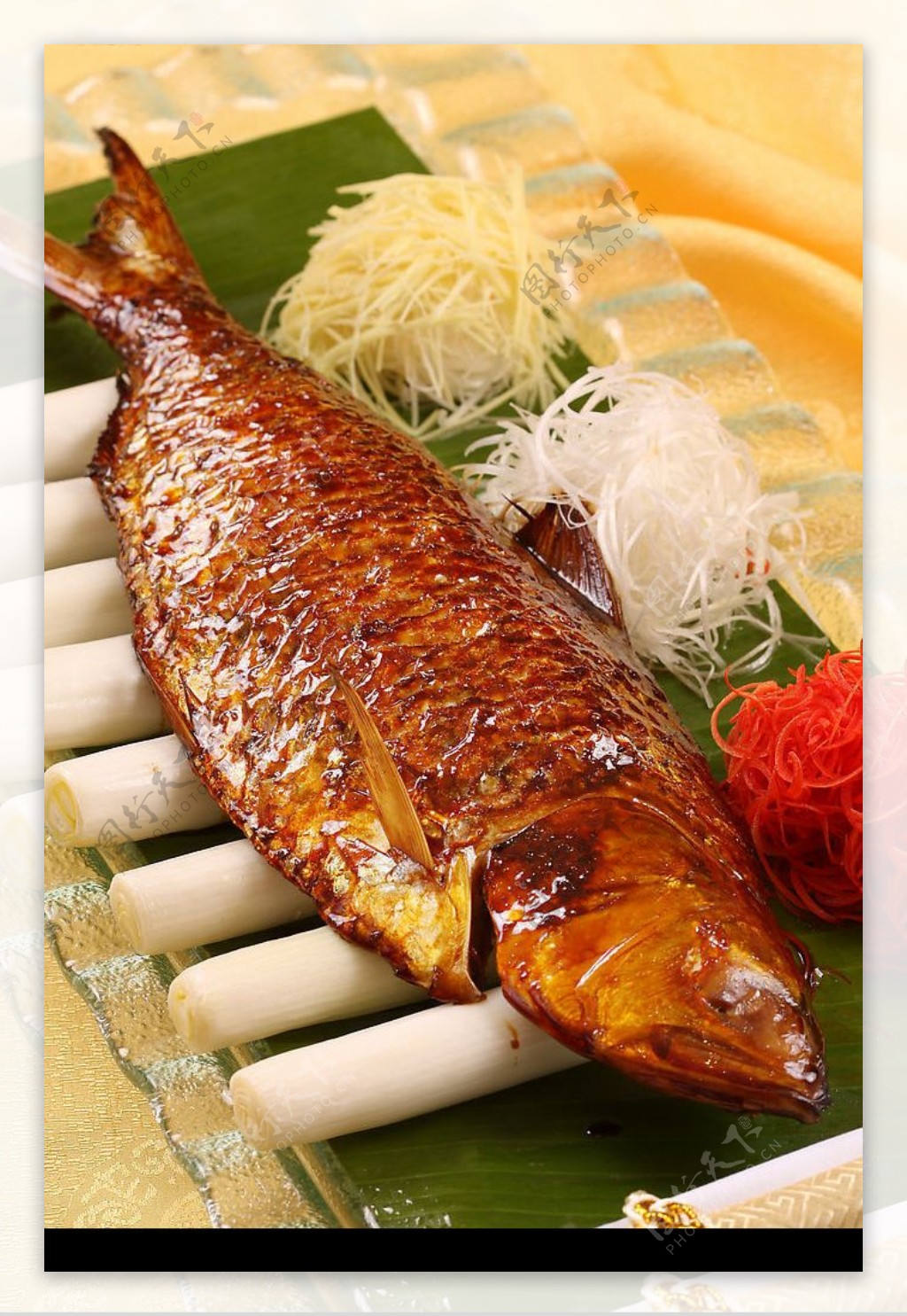 秘汁香烤东海鲥鱼图片