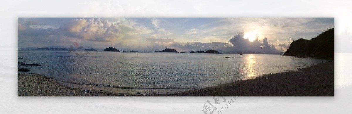 中国南海孤岛晨光美境图片