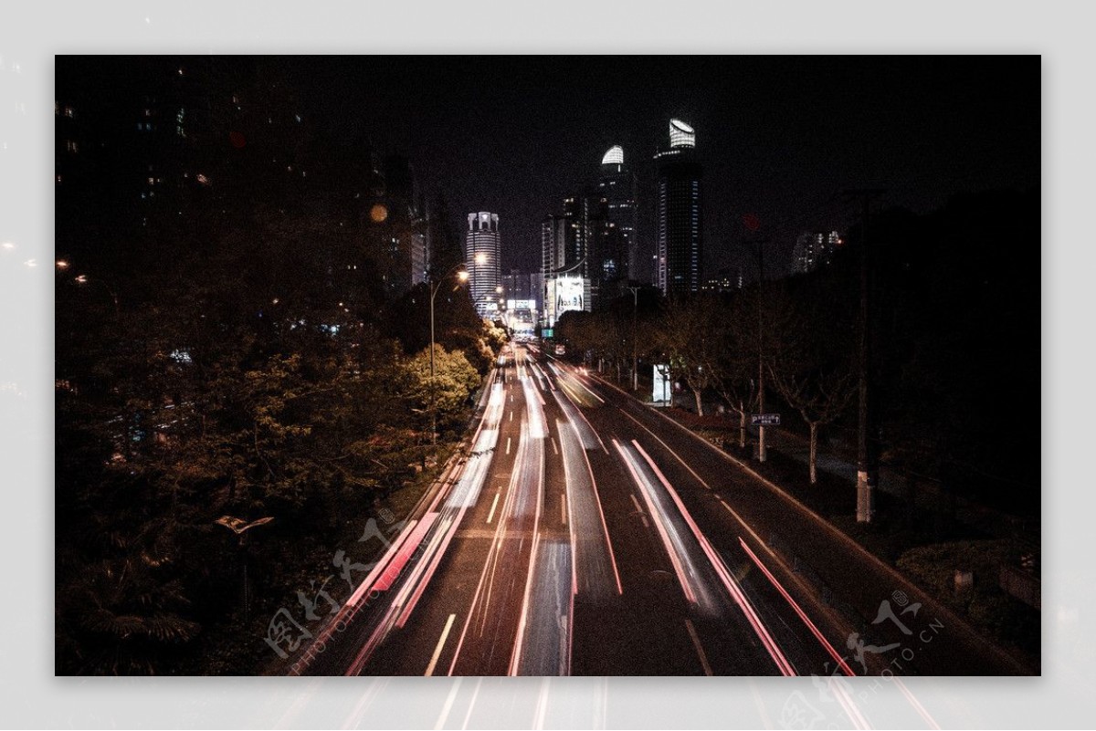 上海道路夜景图片