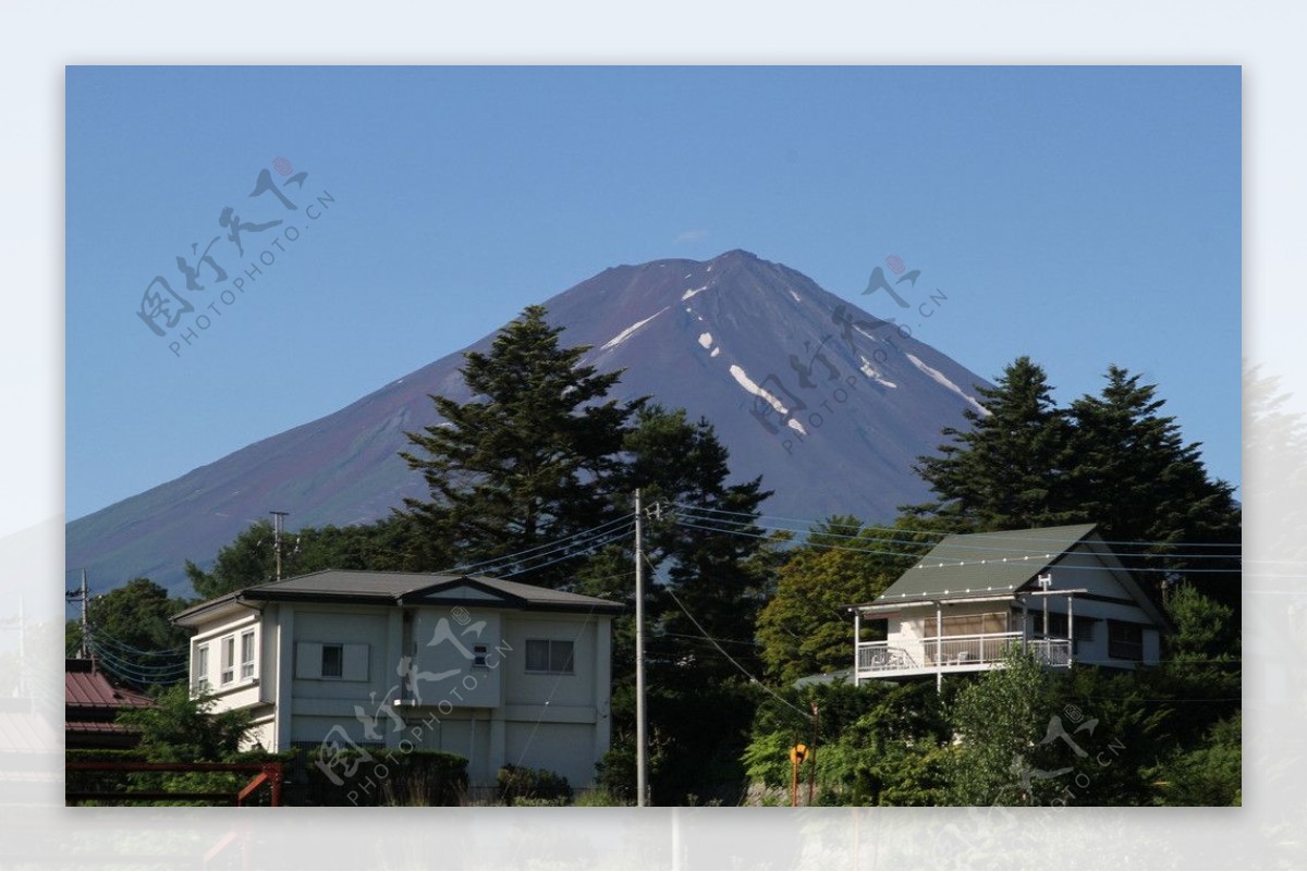 富士山下图片