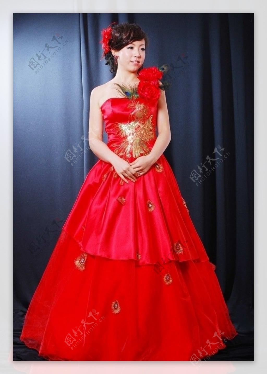 红色复古系列婚纱图片