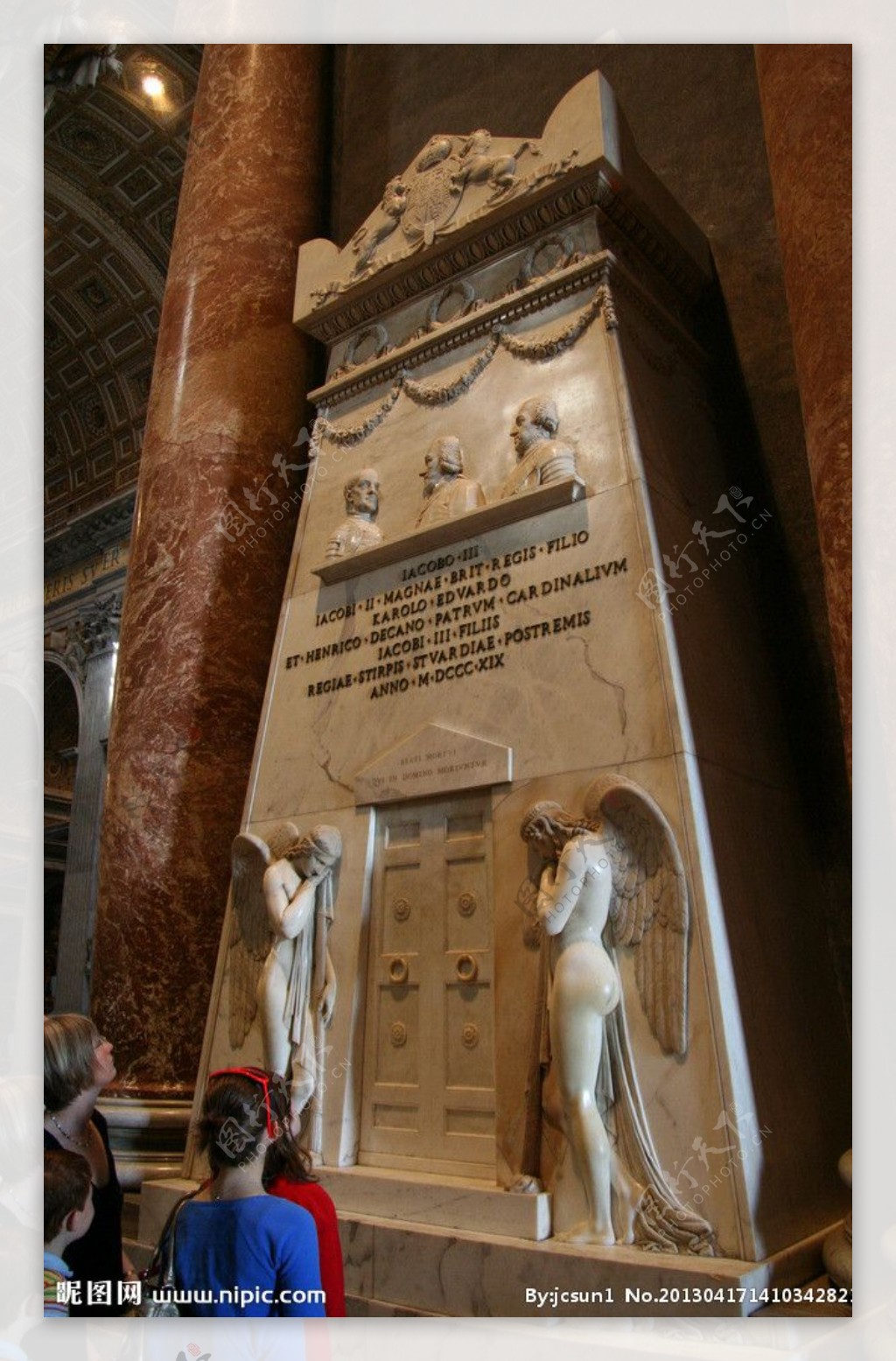 梵蒂冈教堂内部雕像图片