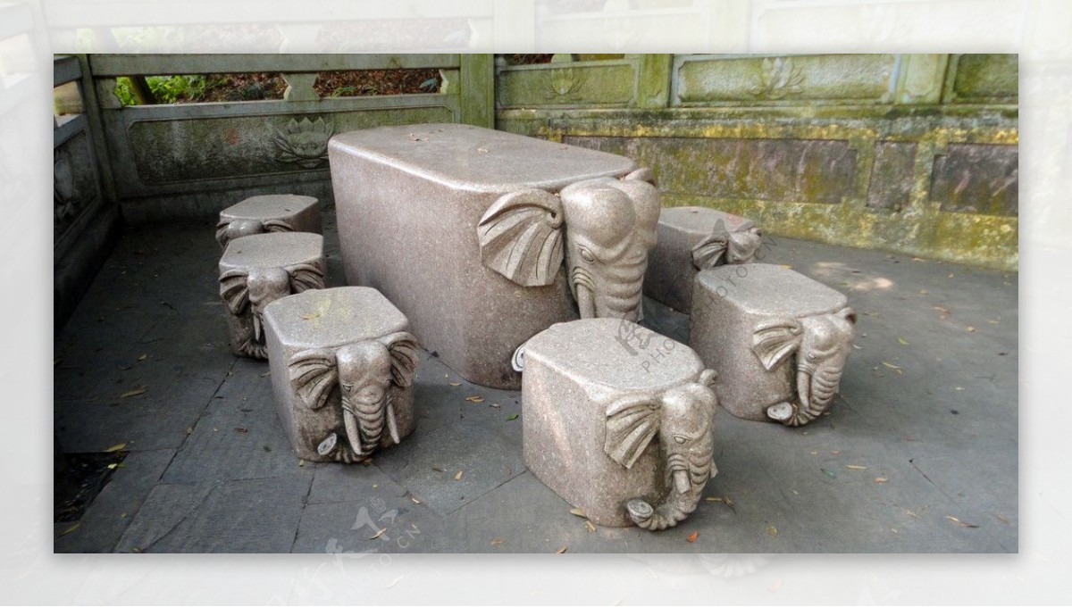 象形石桌凳图片