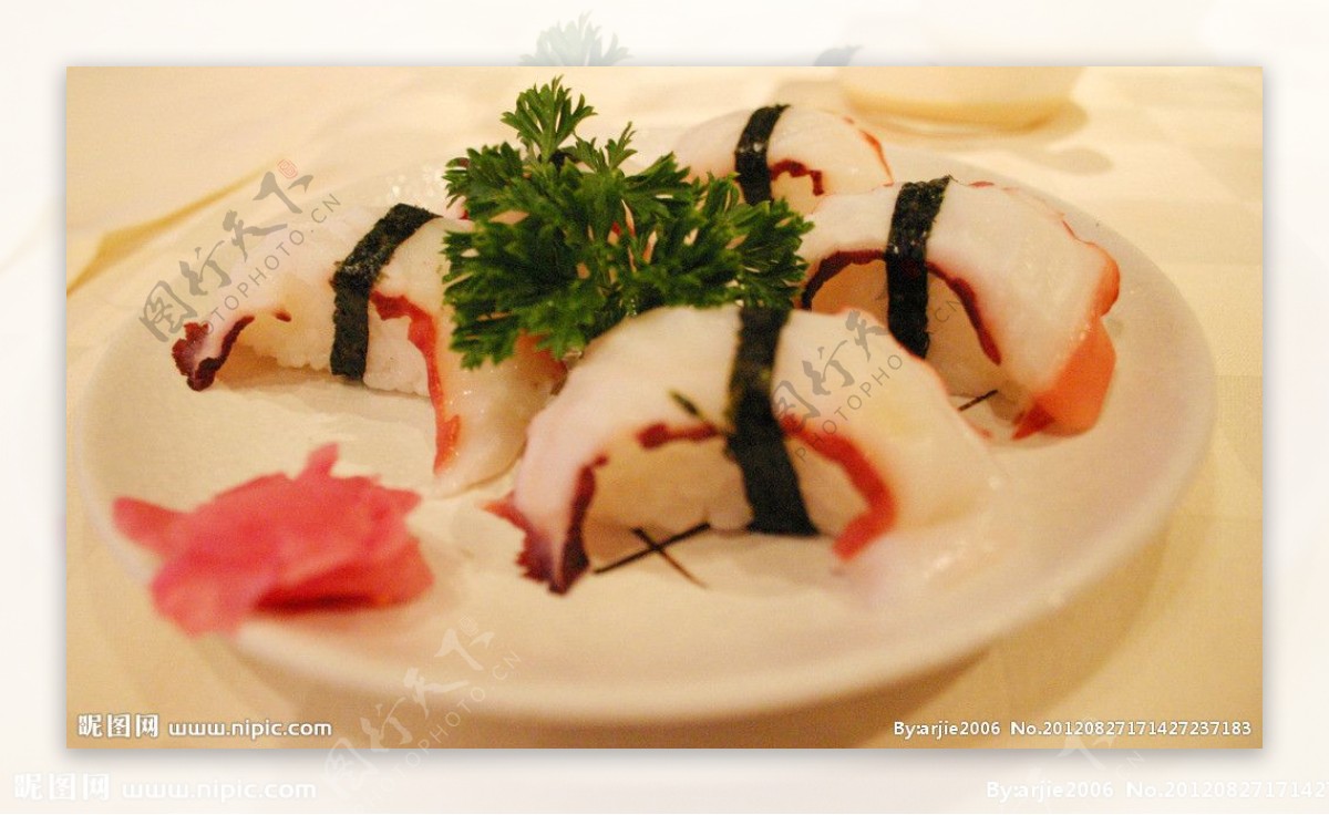 八爪鱼寿司图片