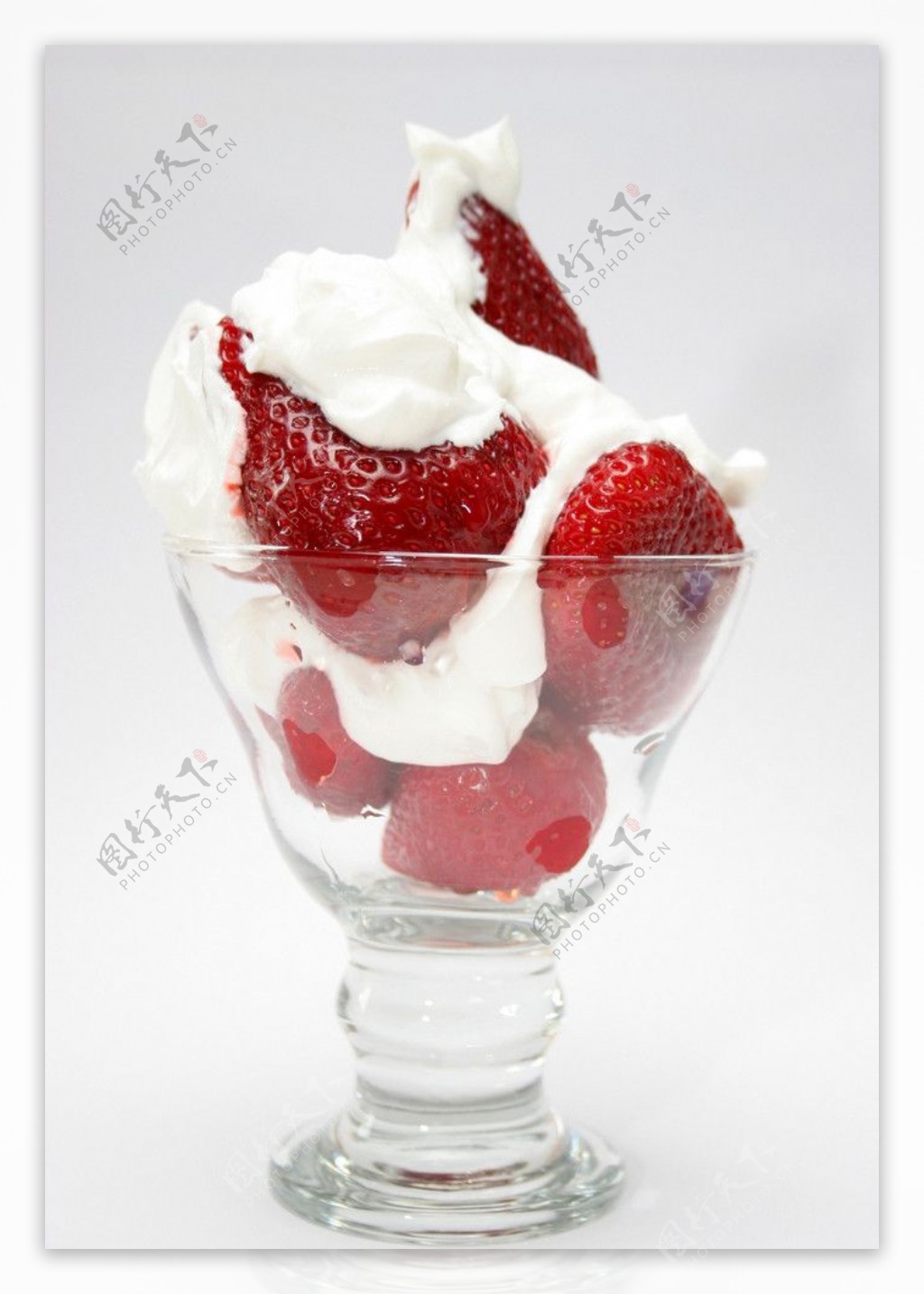 草莓奶油图片