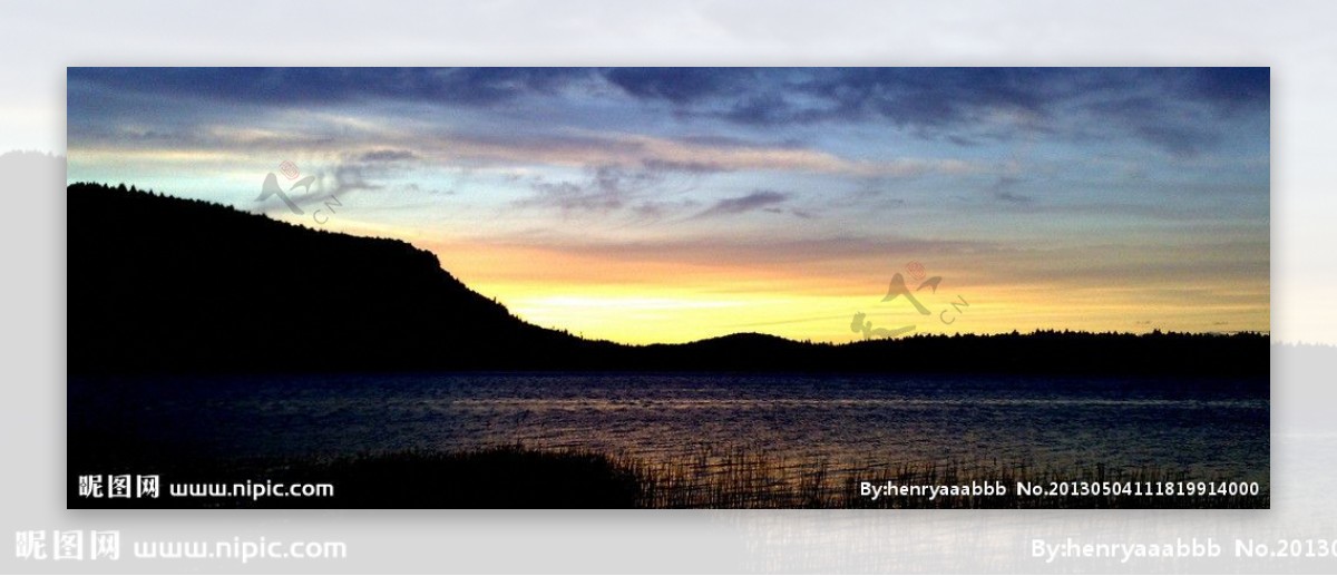 傍晚湖畔风景图片