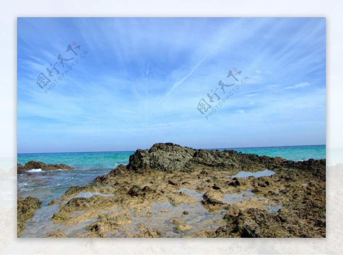 夏日海边风景图片