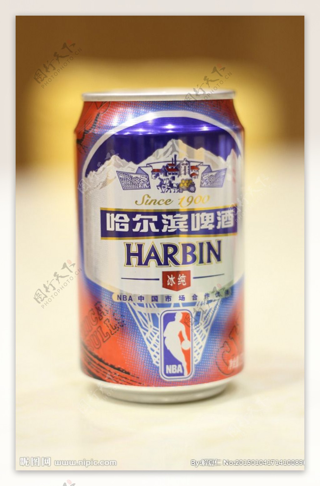 哈尔滨啤酒图片
