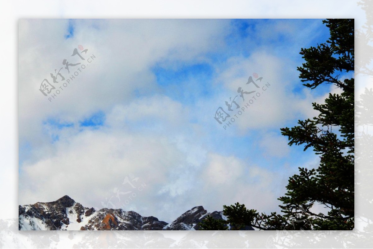 黄龙风景雪山图片