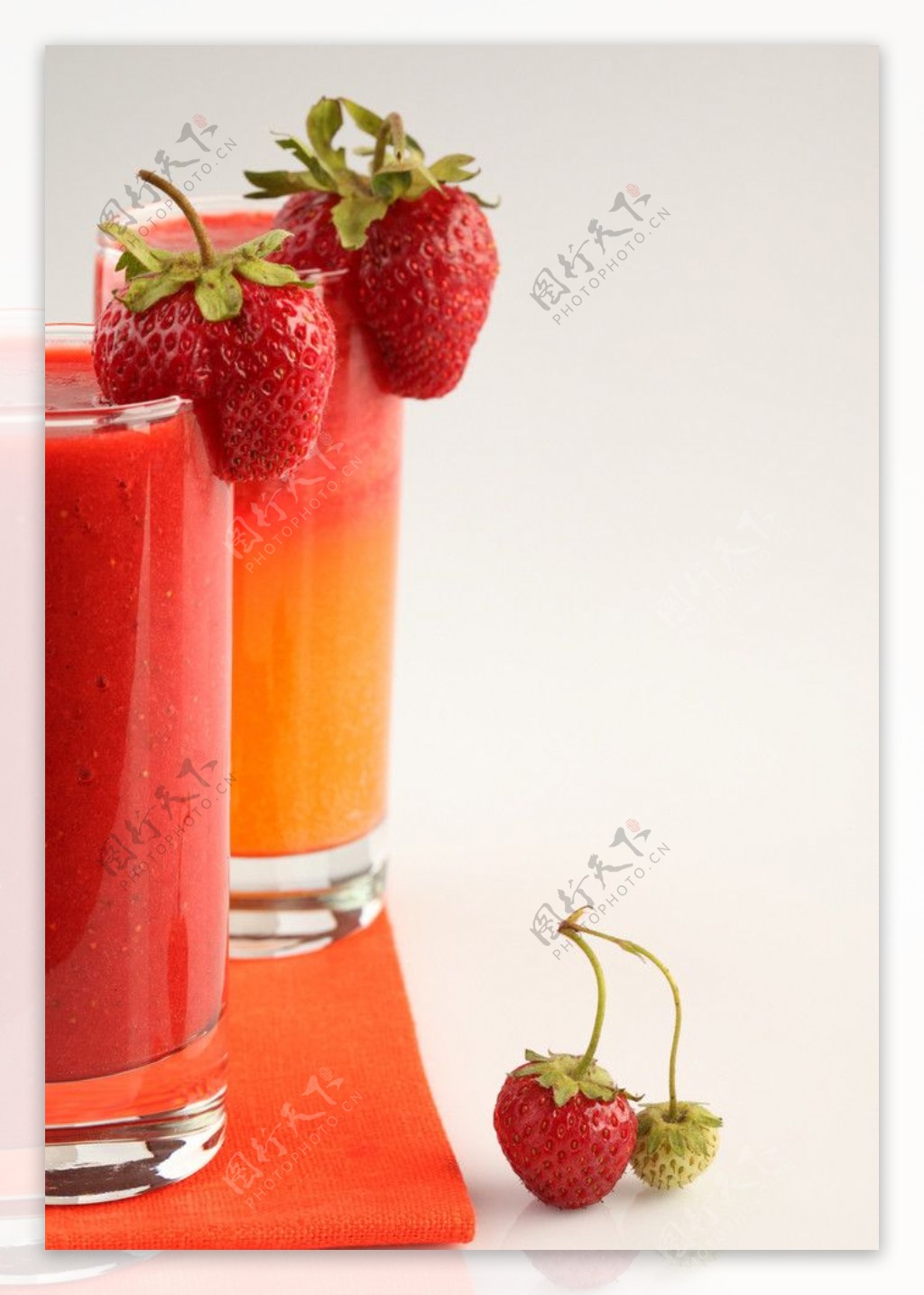草莓汁图片素材-编号15989377-图行天下