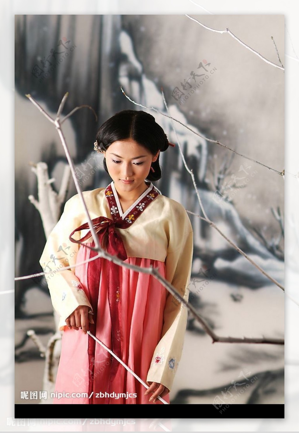 朝鲜服饰婚纱图片
