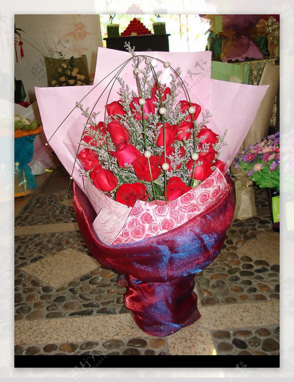 红色玫瑰生日花束玫瑰花束图片