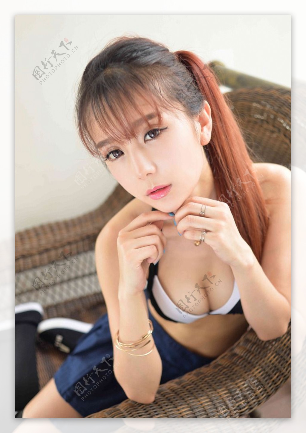 萝莉美女