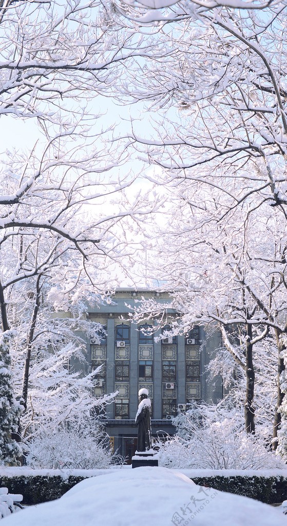 北师大雪景