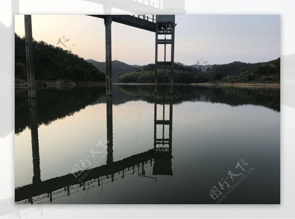 水库风景