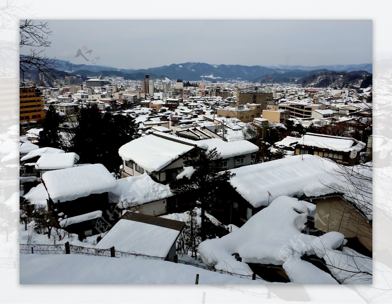日本小镇雪景