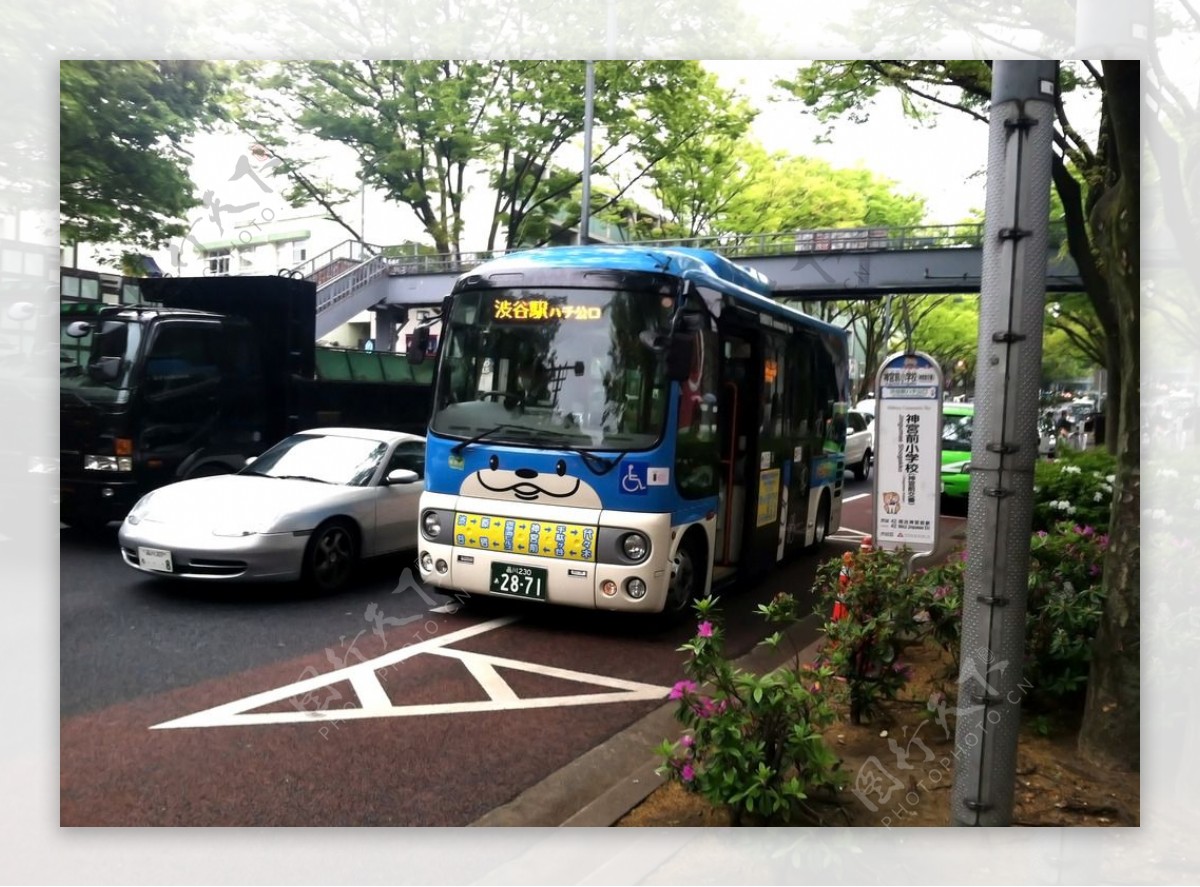 日本巴士