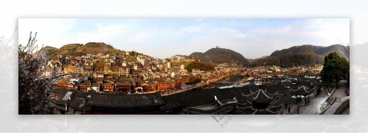 凤凰古城俯视图从笔架山处拍摄