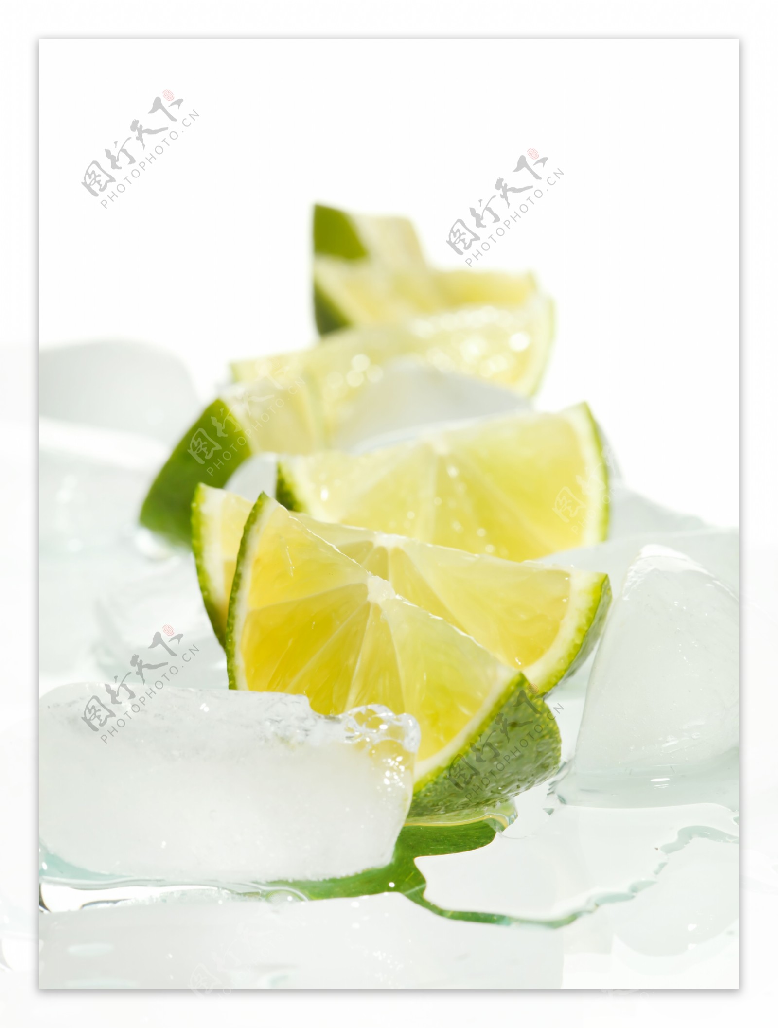 柠檬与冰块图片