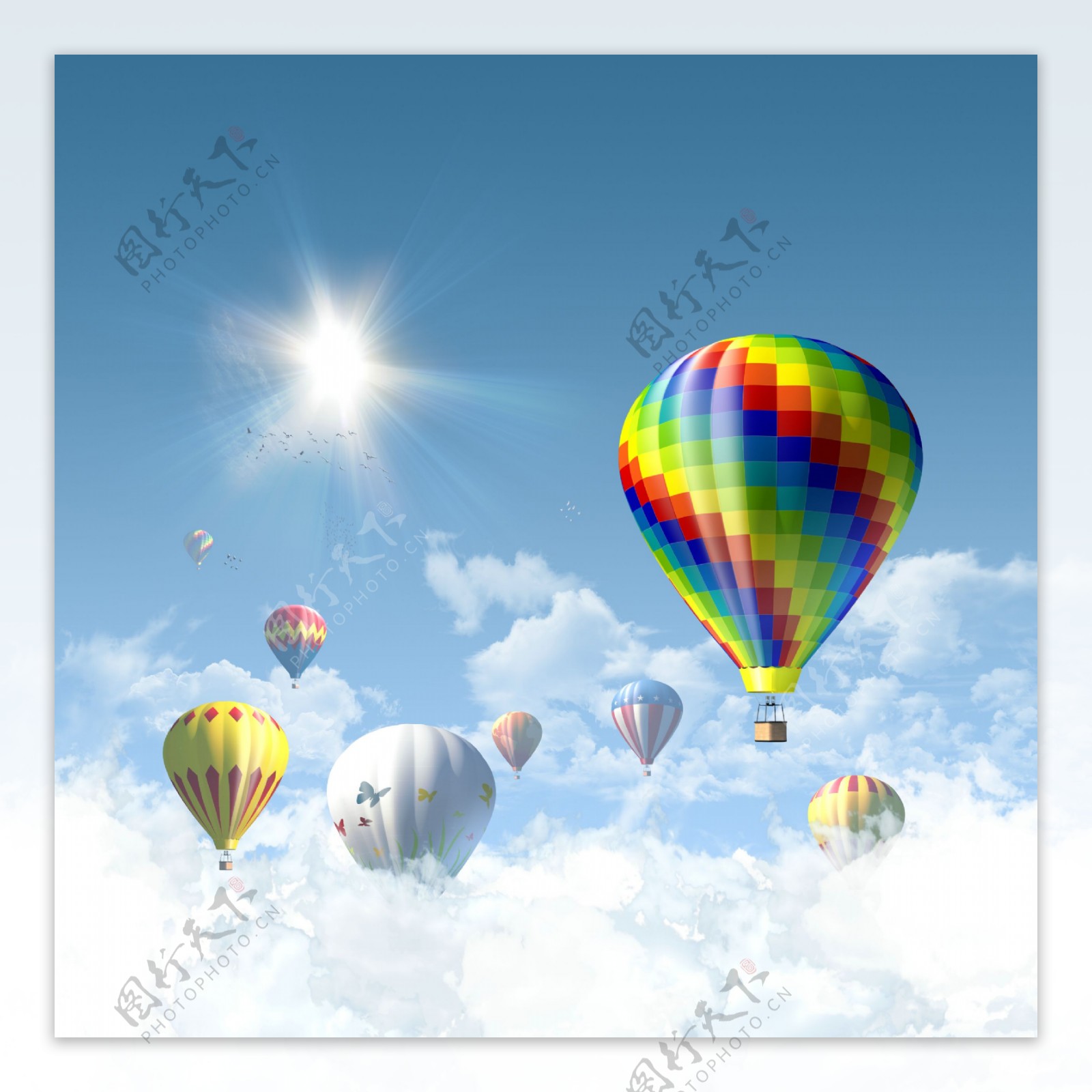 天空里的热气球图片
