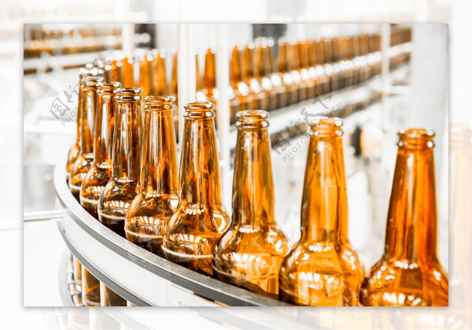 瓶装饮料生产线图片