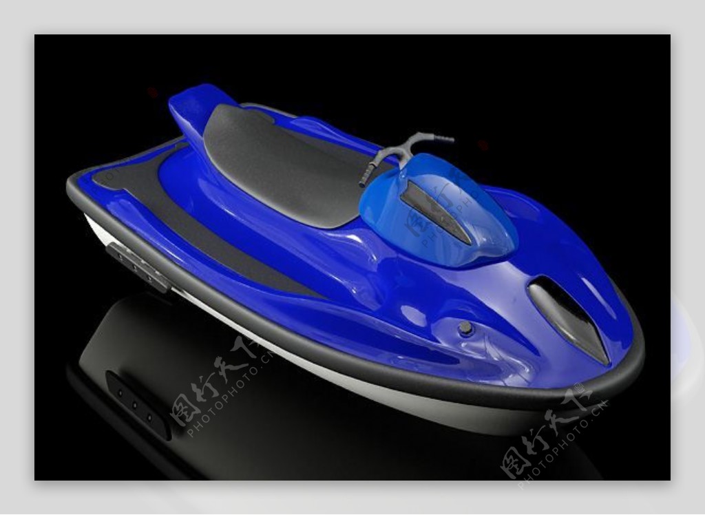 3DMAX蓝色摩托艇