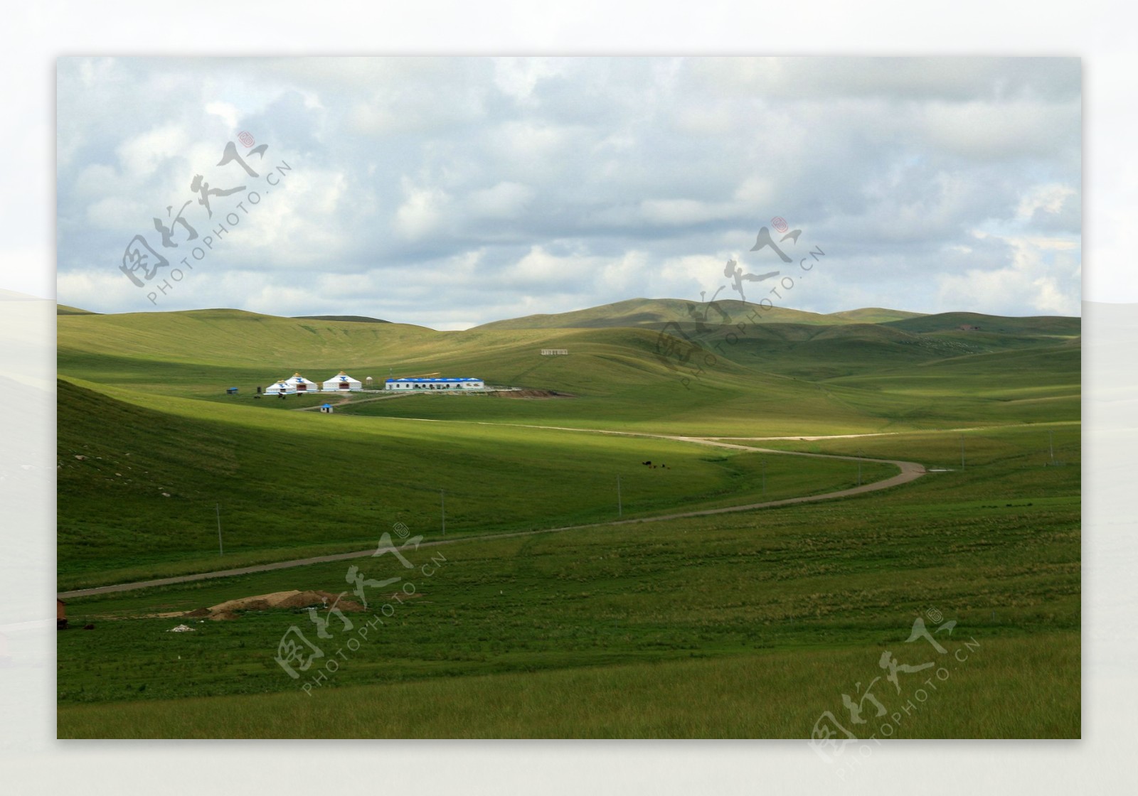 内蒙古乌里雅斯太山旅游景区风景