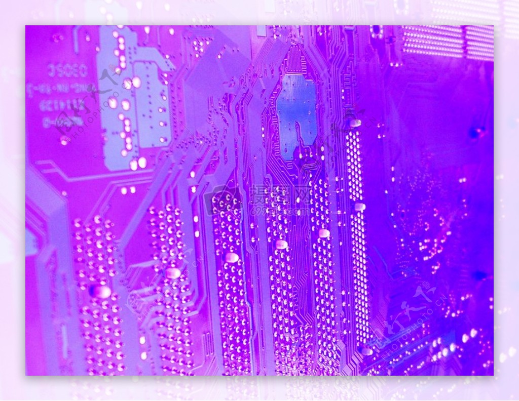 紫色的电脑芯片