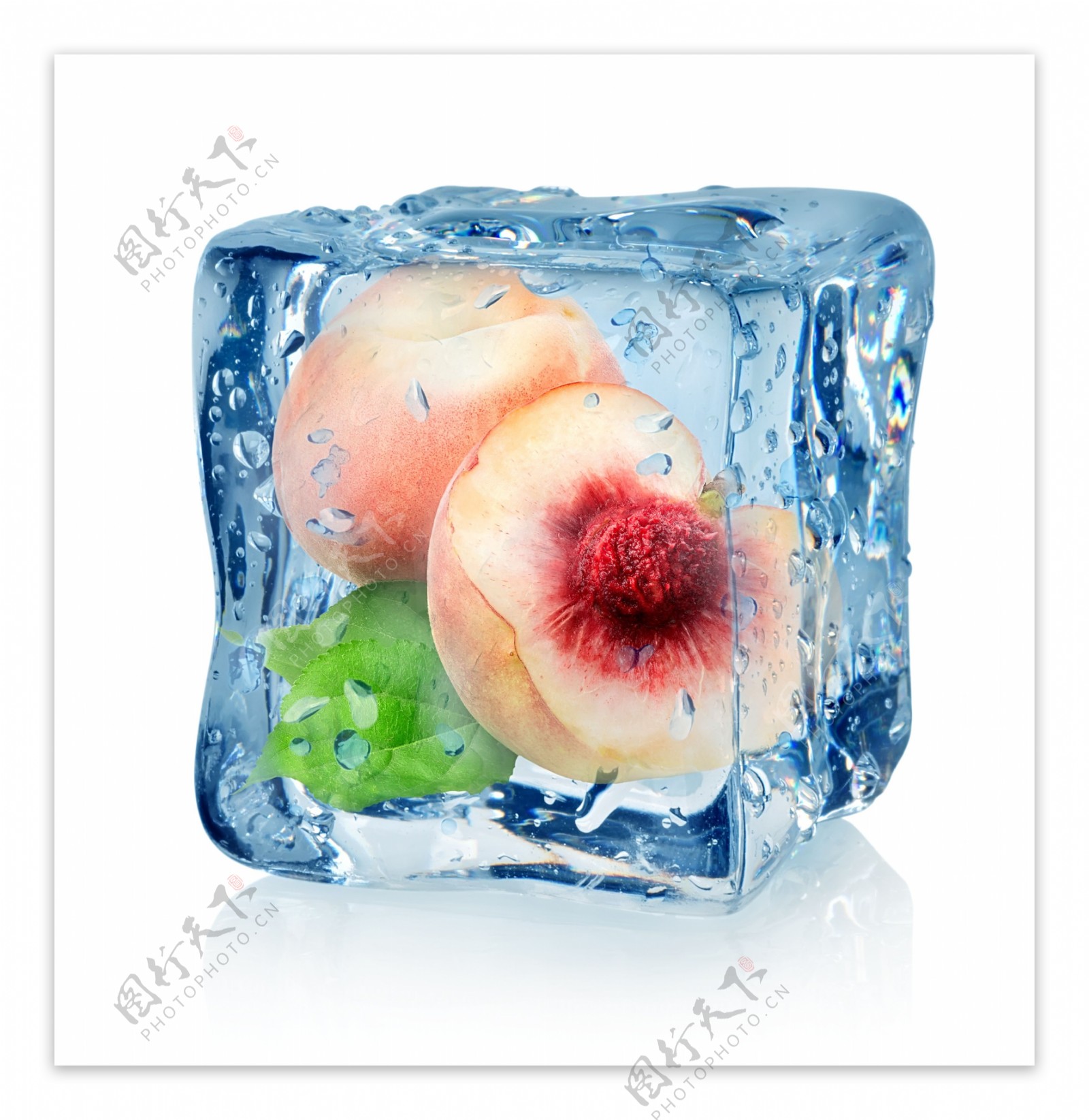冰块里的水蜜桃图片