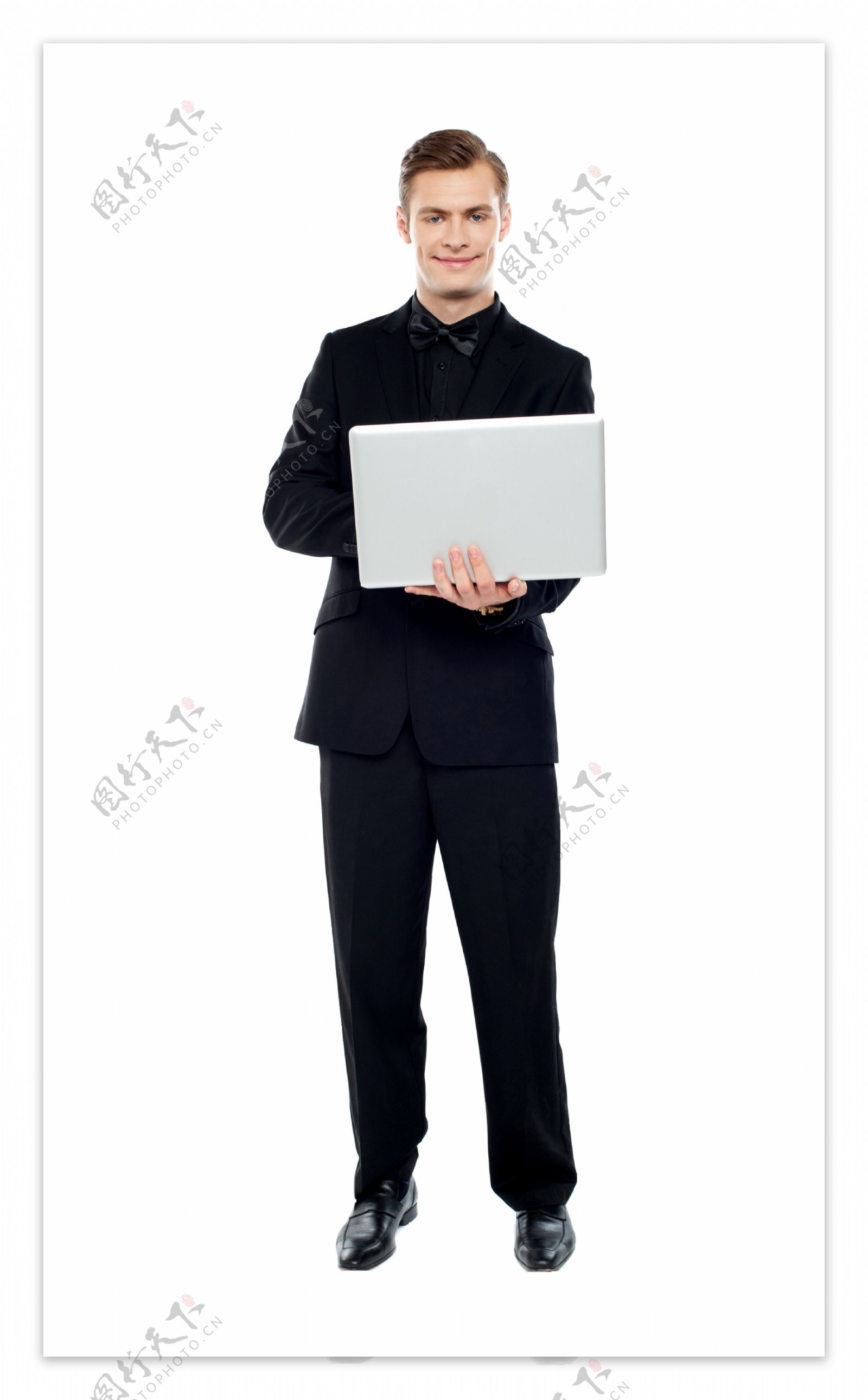 手托着笔记本电脑的男人图片