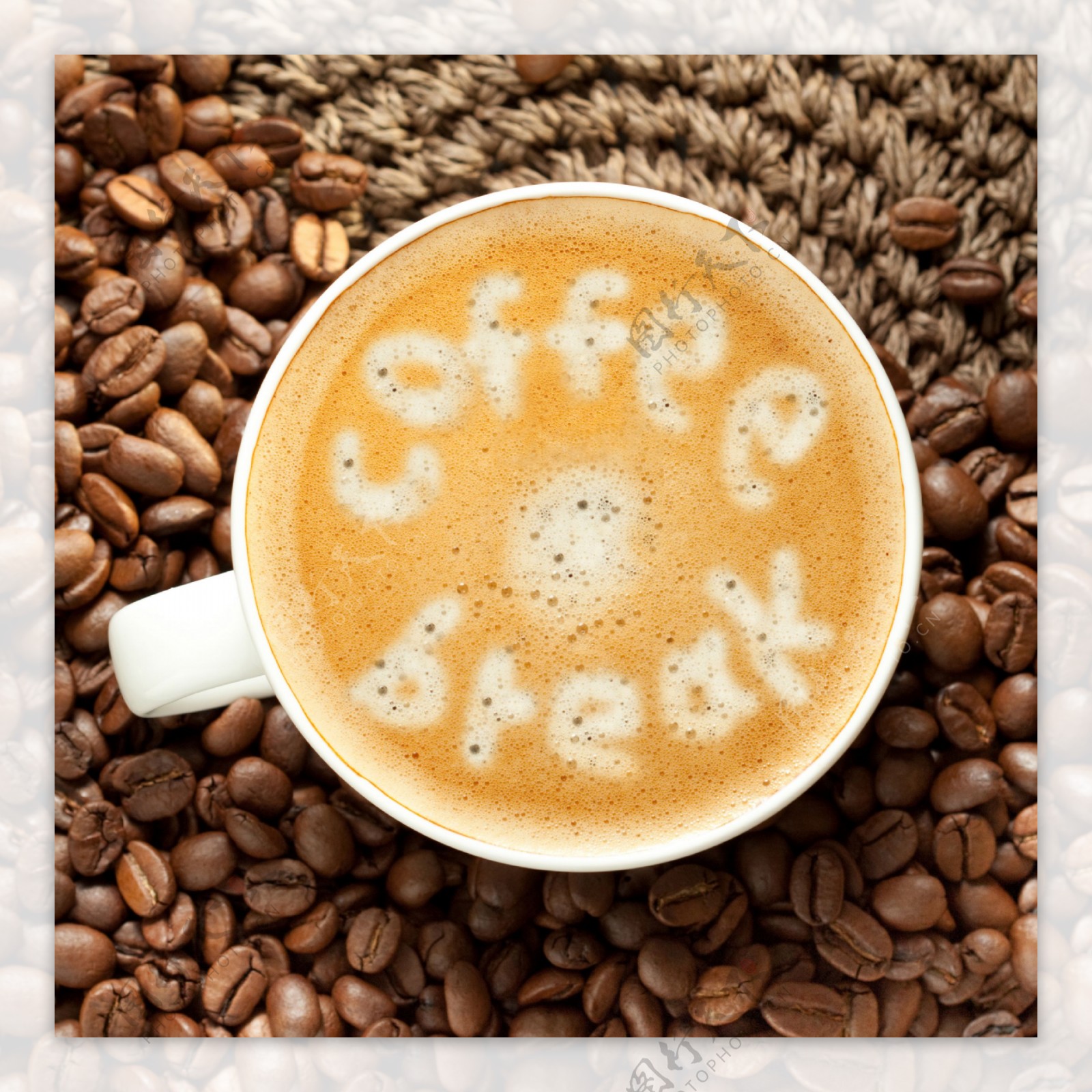 咖啡里的字母图片