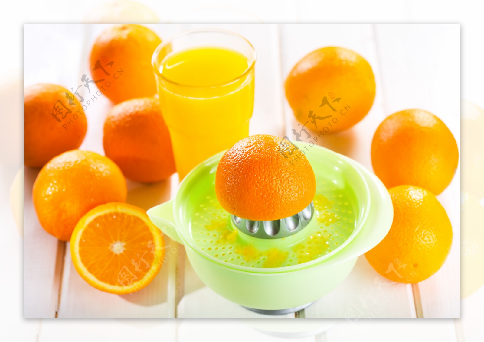 现榨橙汁图片
