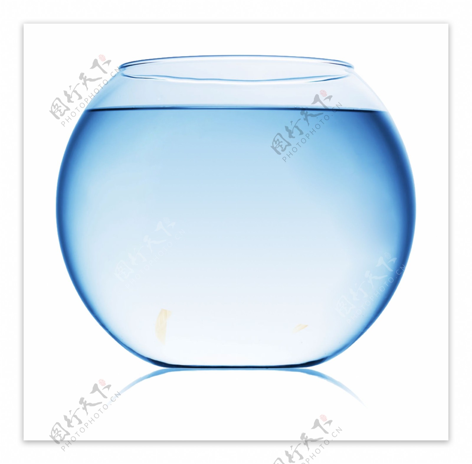 透明淡蓝浴缸
