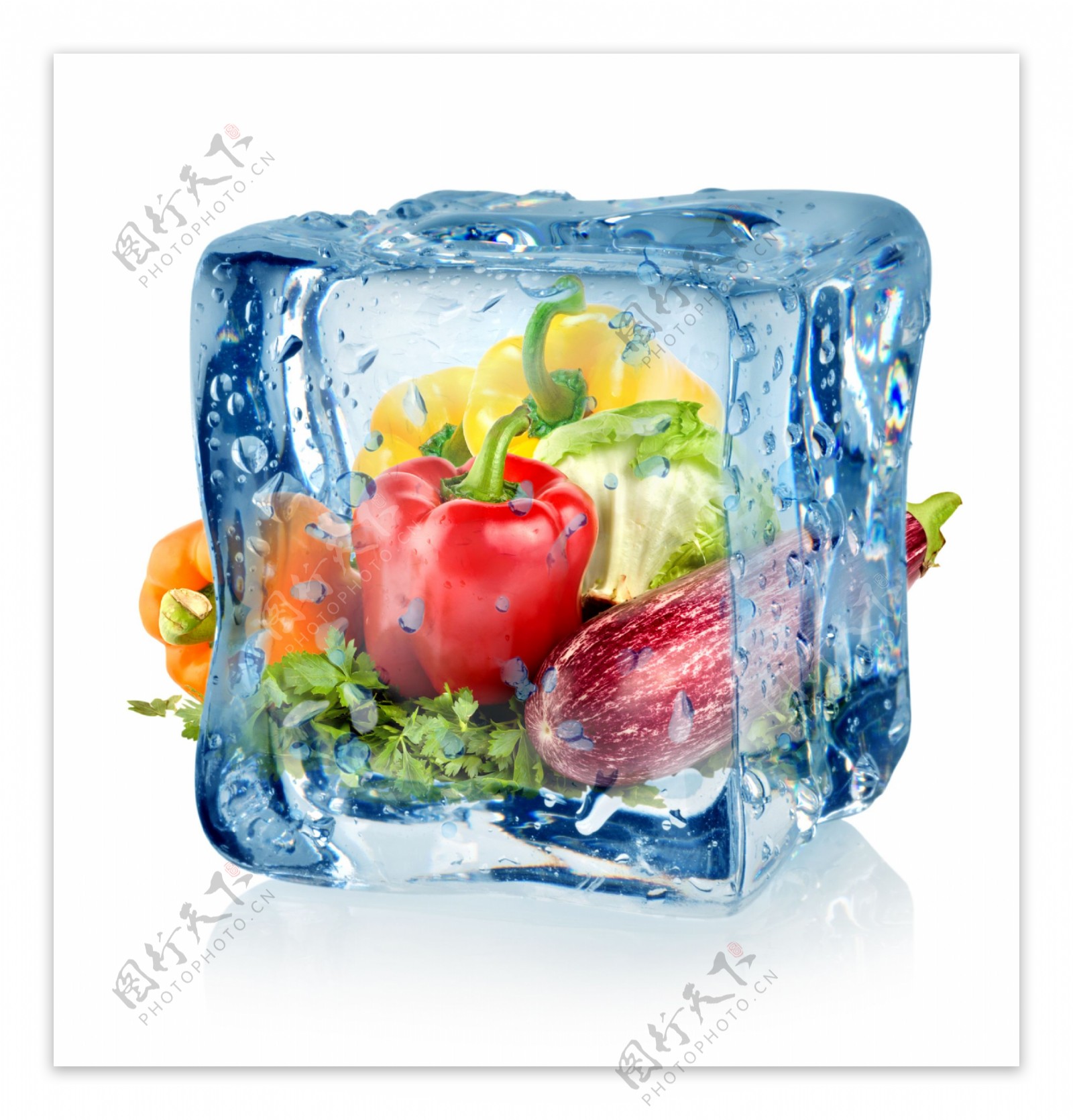 冰块与各种蔬菜