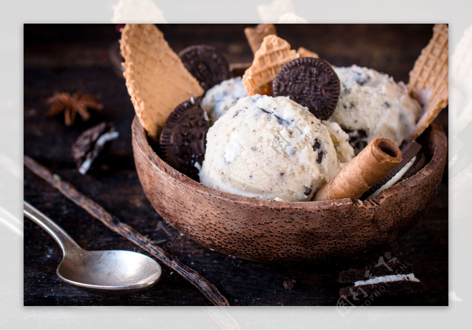 巧克力奥利奥冰淇淋图片