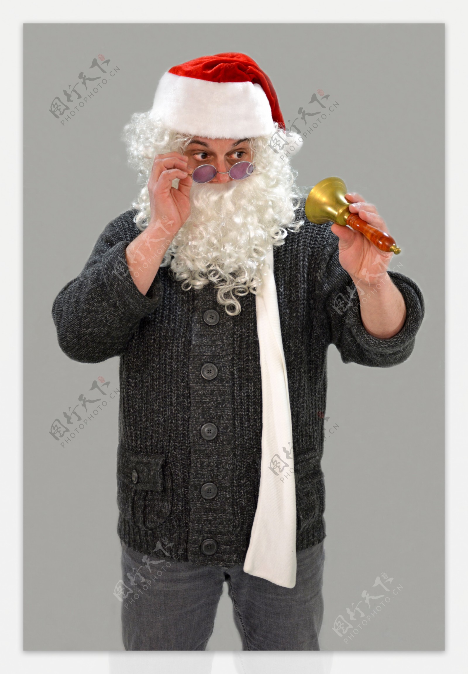 圣诞装扮男人图片
