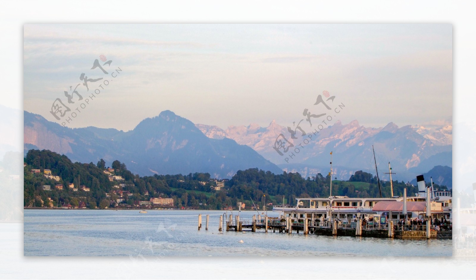 瑞士琉森湖风景