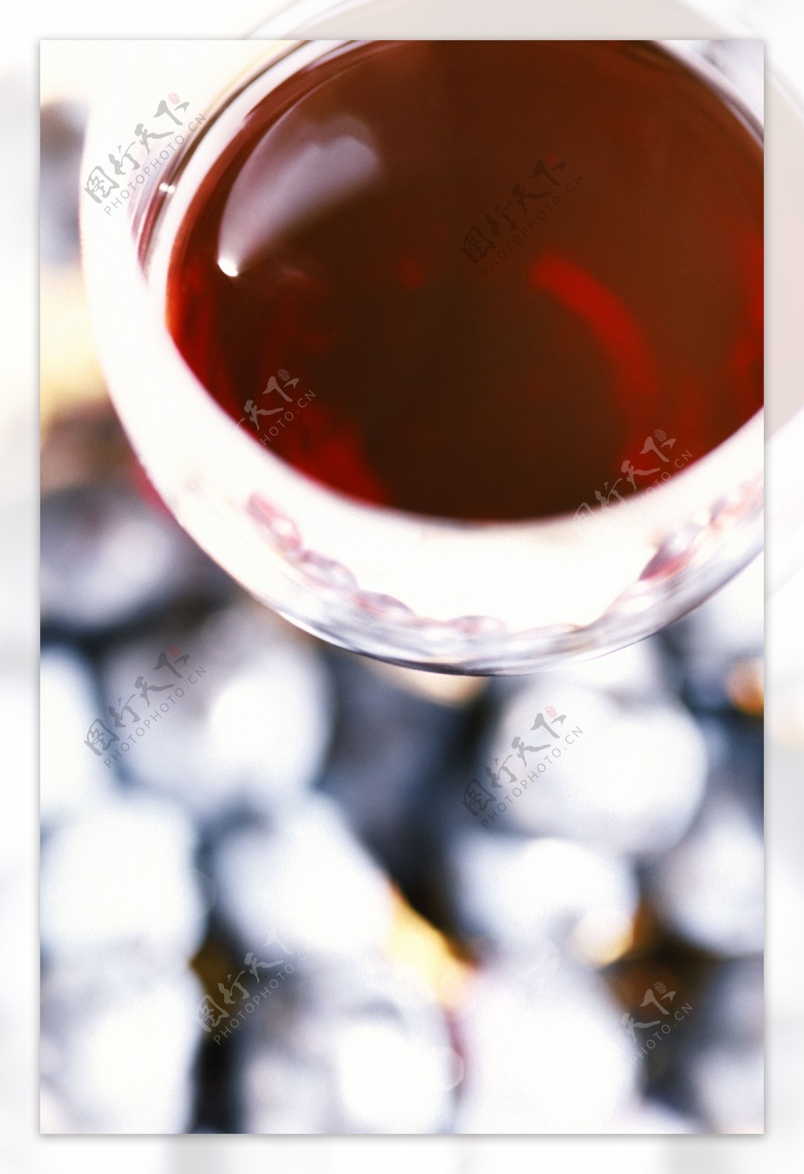 红酒杯视觉图片