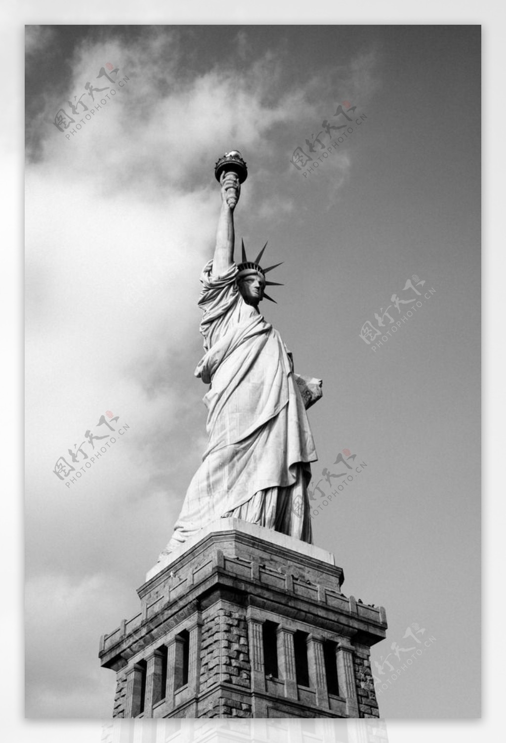 黑白自由女神像