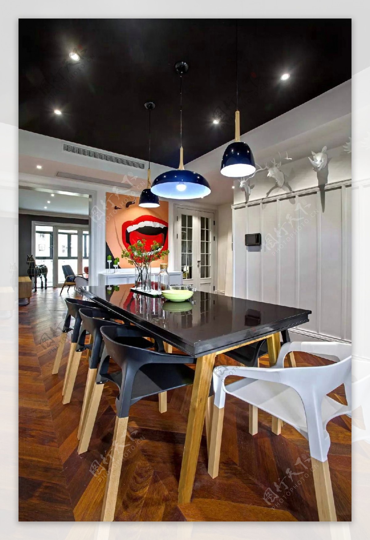 现代简约风室内设计餐厅吊灯效果图图片-图行天下素材网