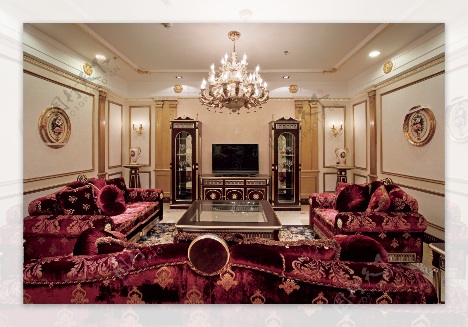 欧式客厅红色花纹沙发装修效果图