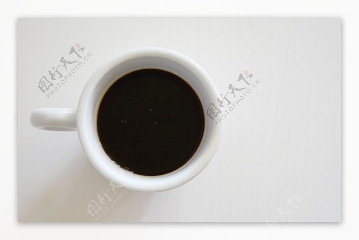一杯黑色苦咖啡