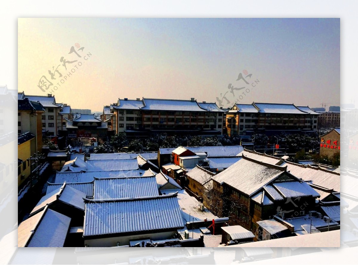 龙窝楼雪景