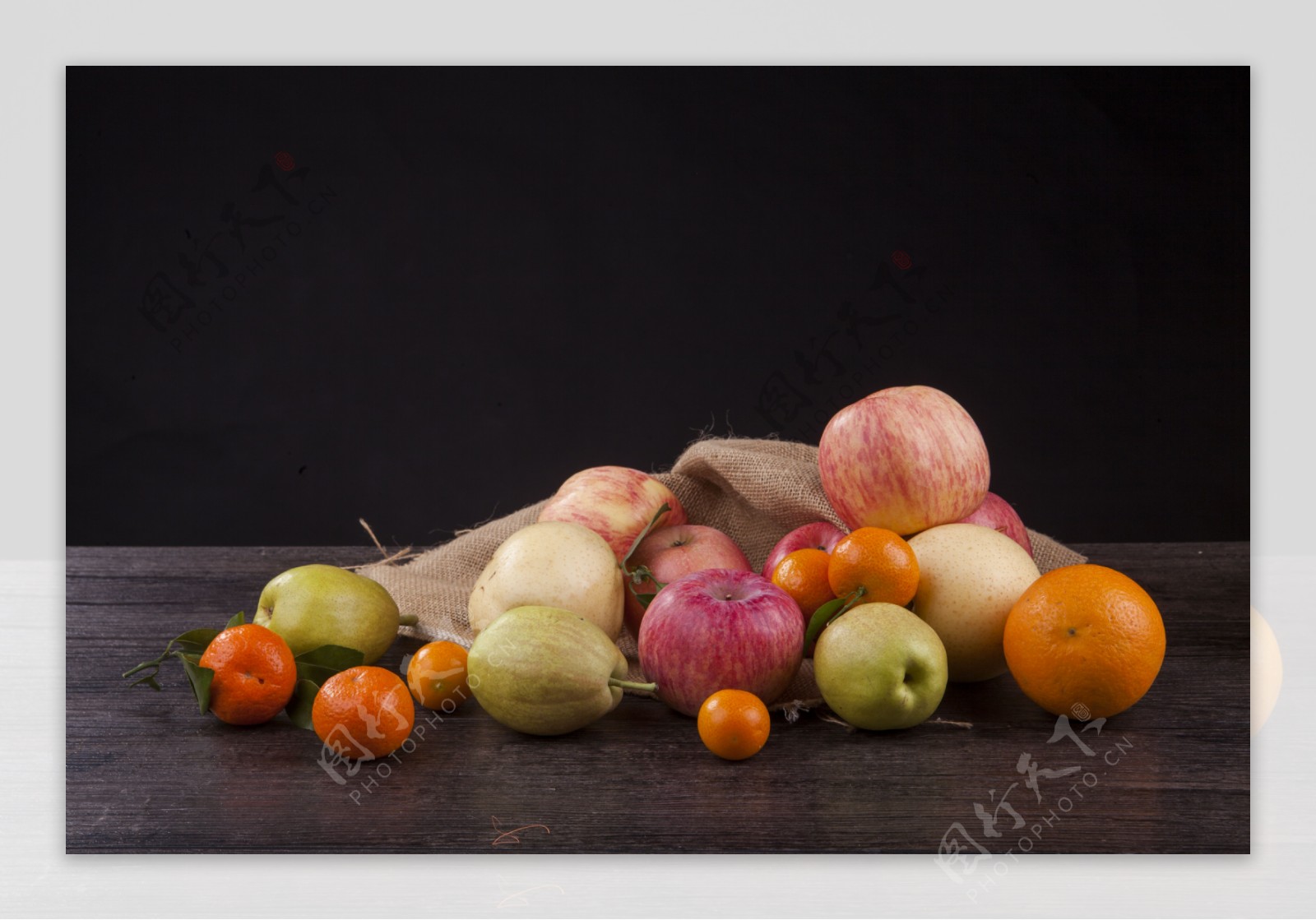 摄影图各种新鲜水果苹果等实物图1