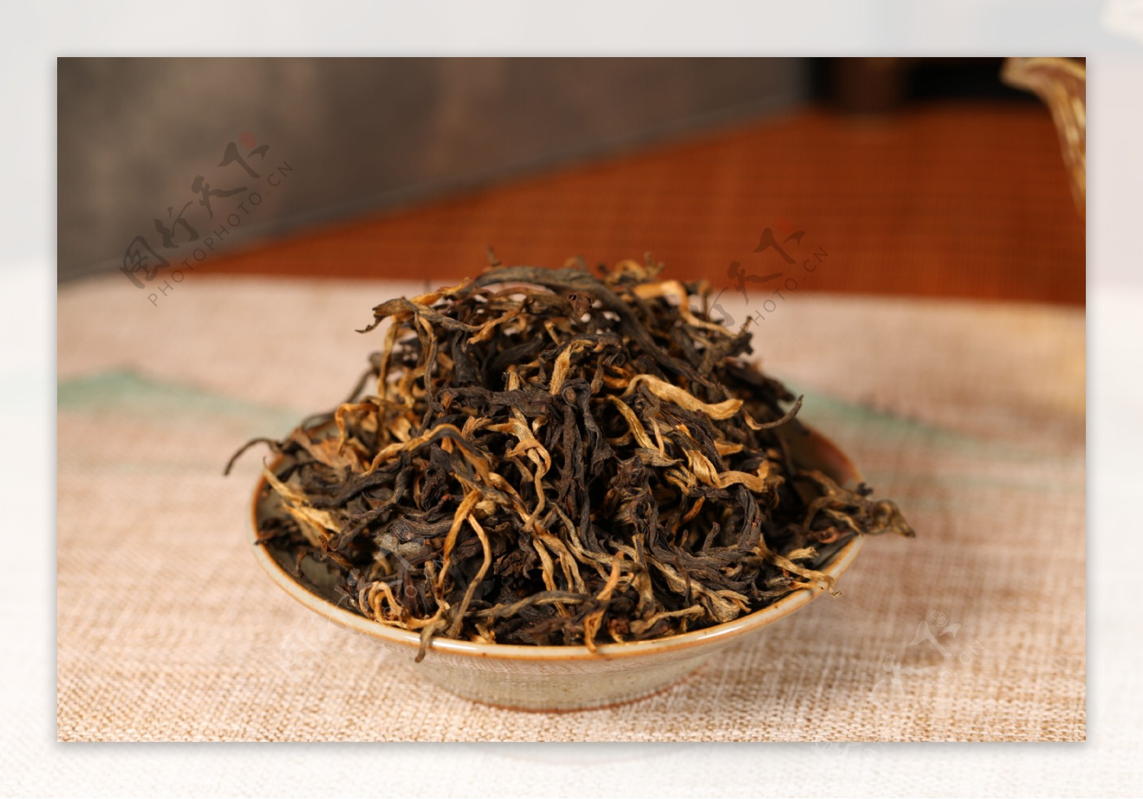 兰香古树红茶