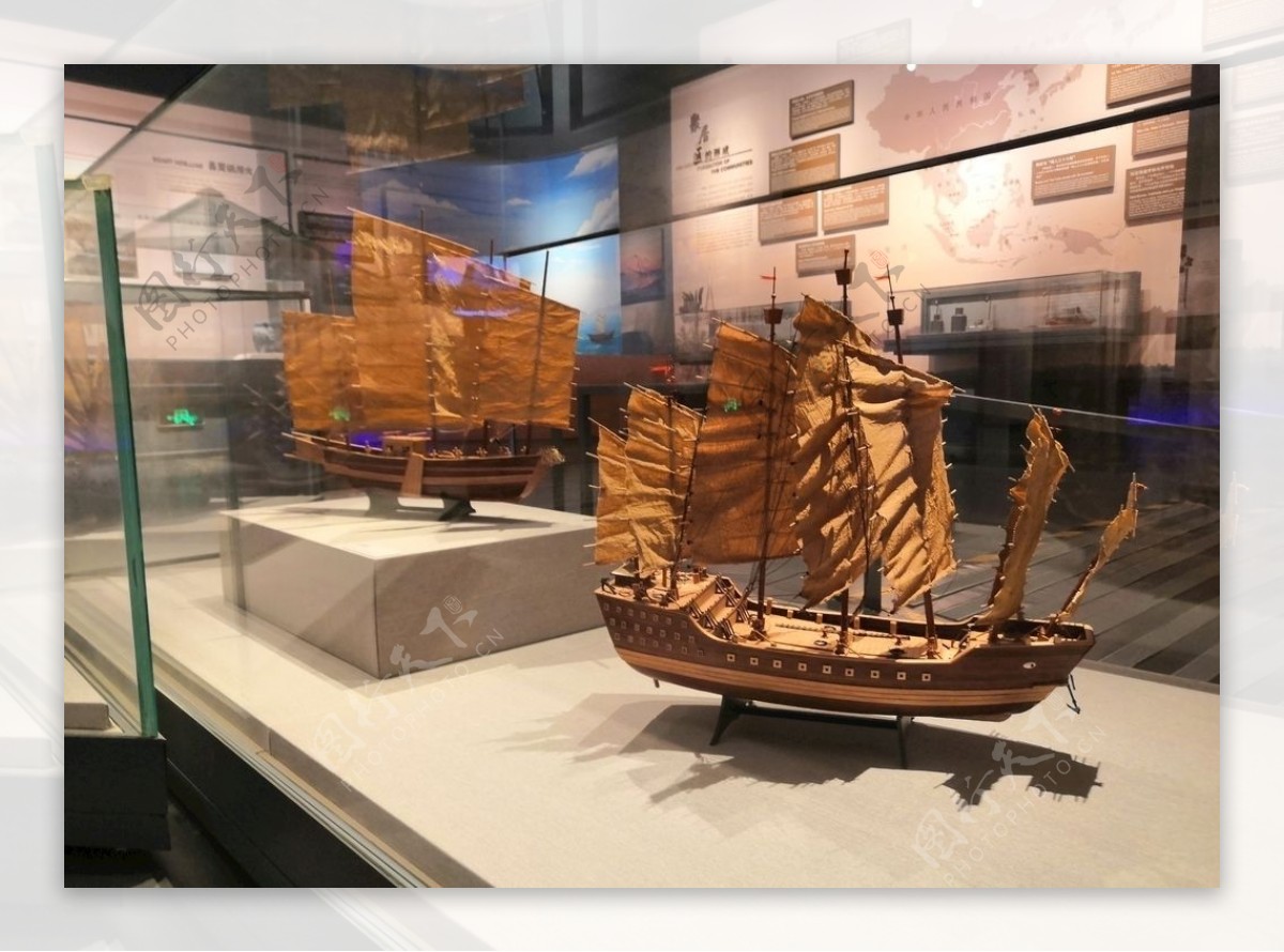 古代木船宝船郑和船模型