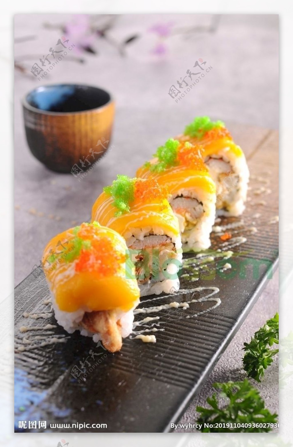 黄金海岸三文鱼刺身寿司